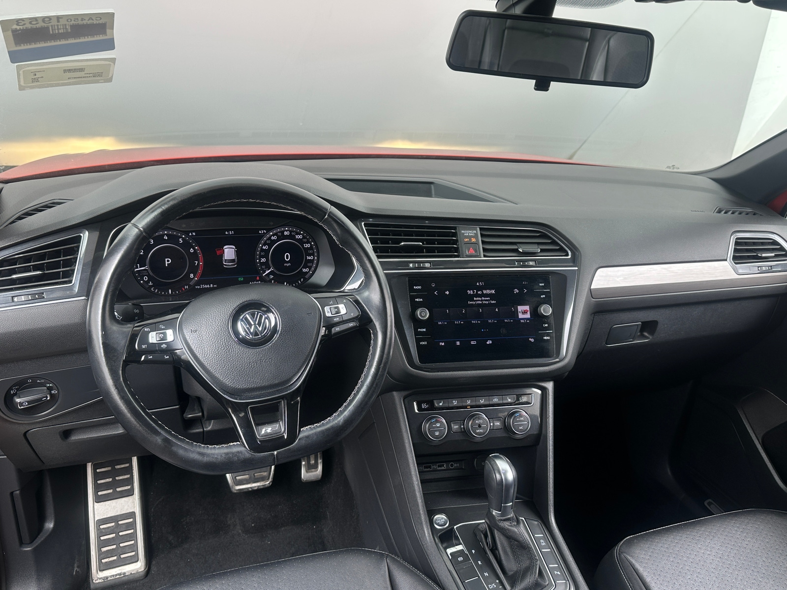 Thumbnail: 2019 Volkswagen Tiguan - 2