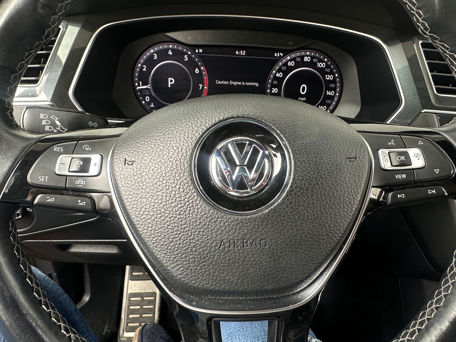 Thumbnail: 2019 Volkswagen Tiguan - 4