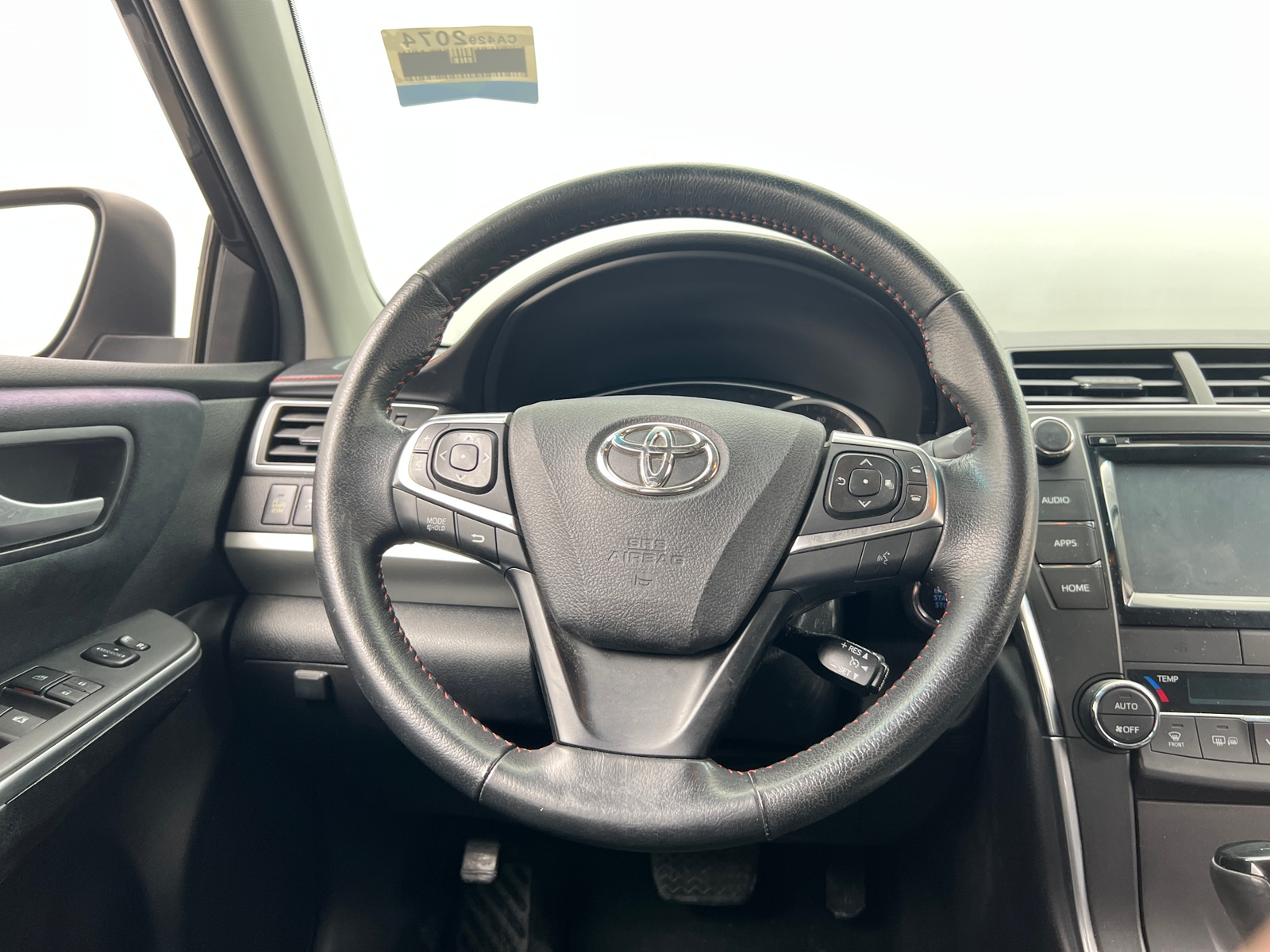 Thumbnail: 2015 Toyota Camry - 5