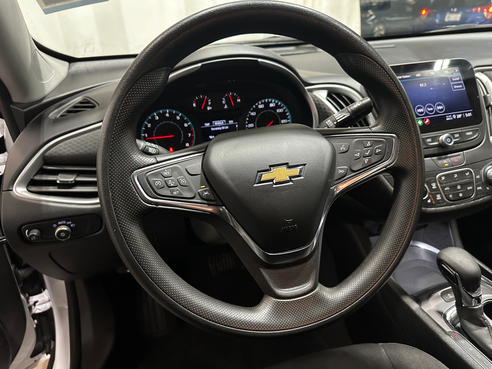 Thumbnail: 2024 Chevrolet Malibu - 5