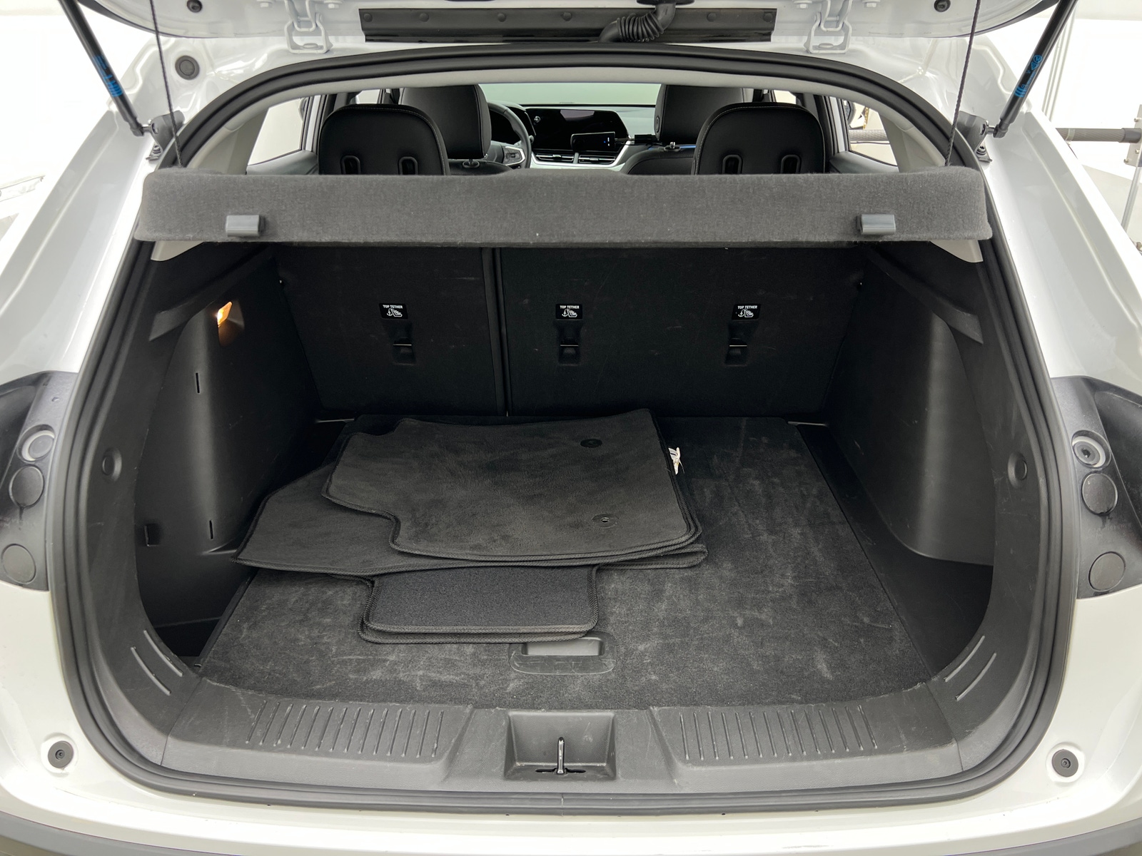 Thumbnail: 2025 Chevrolet Trax - 7