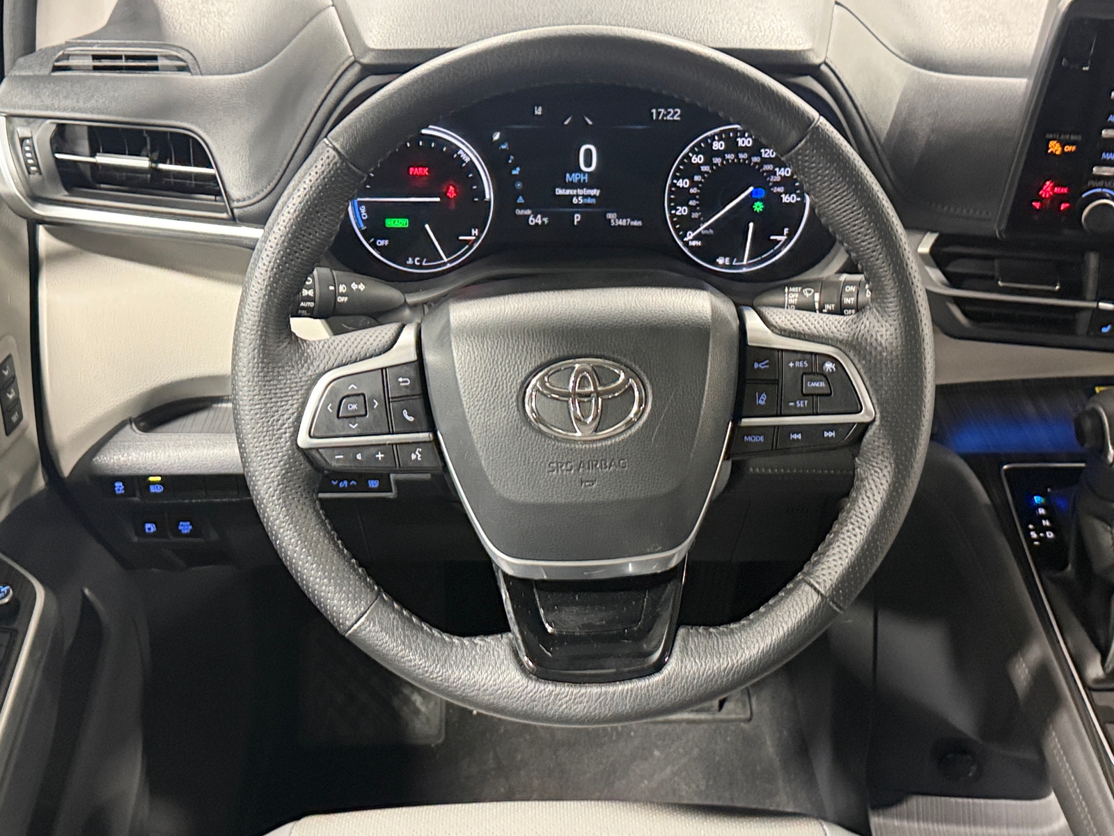 Thumbnail: 2021 Toyota Sienna - 4