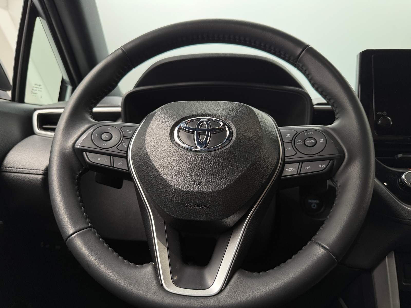 Thumbnail: 2025 Toyota Corolla Cross - 5