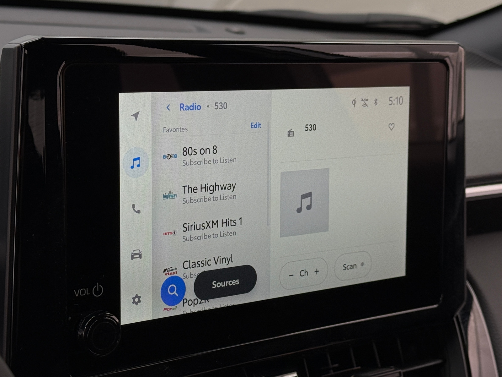 Thumbnail: 2025 Toyota Corolla Cross - 4