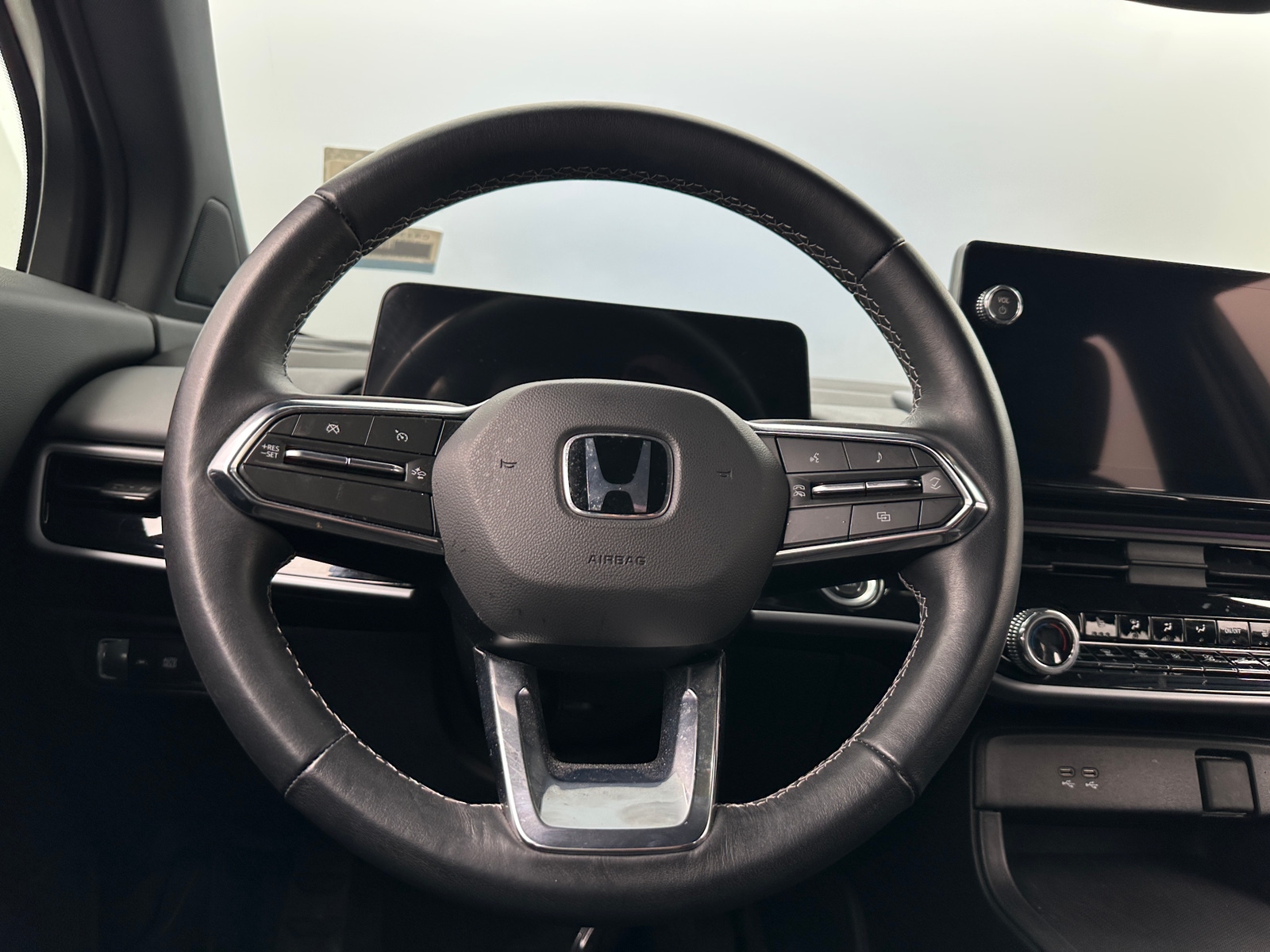 Thumbnail: 2024 Honda Prologue - 4