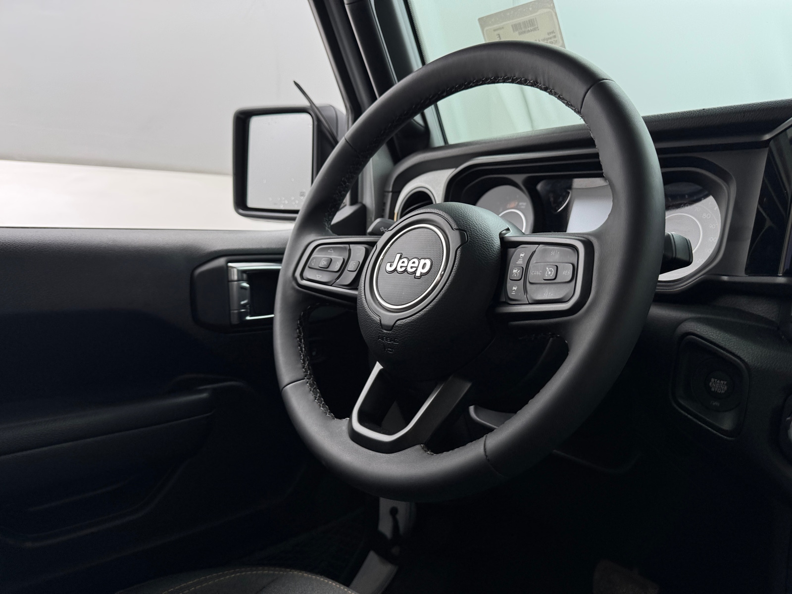 Thumbnail: 2025 Jeep Wrangler - 5