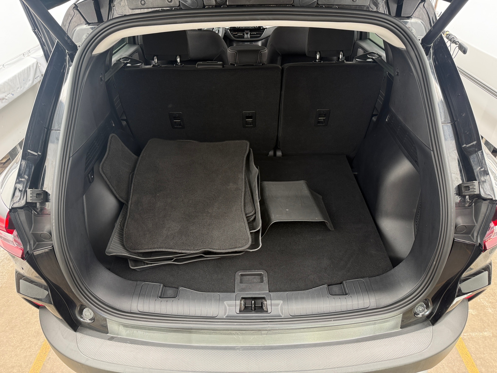 Thumbnail: 2024 Ford Escape - 7