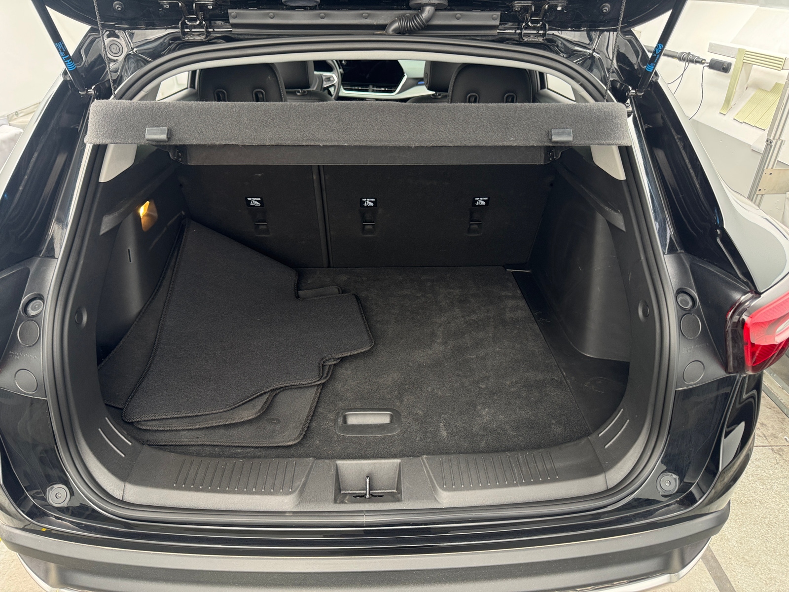 Thumbnail: 2025 Chevrolet Trax - 7