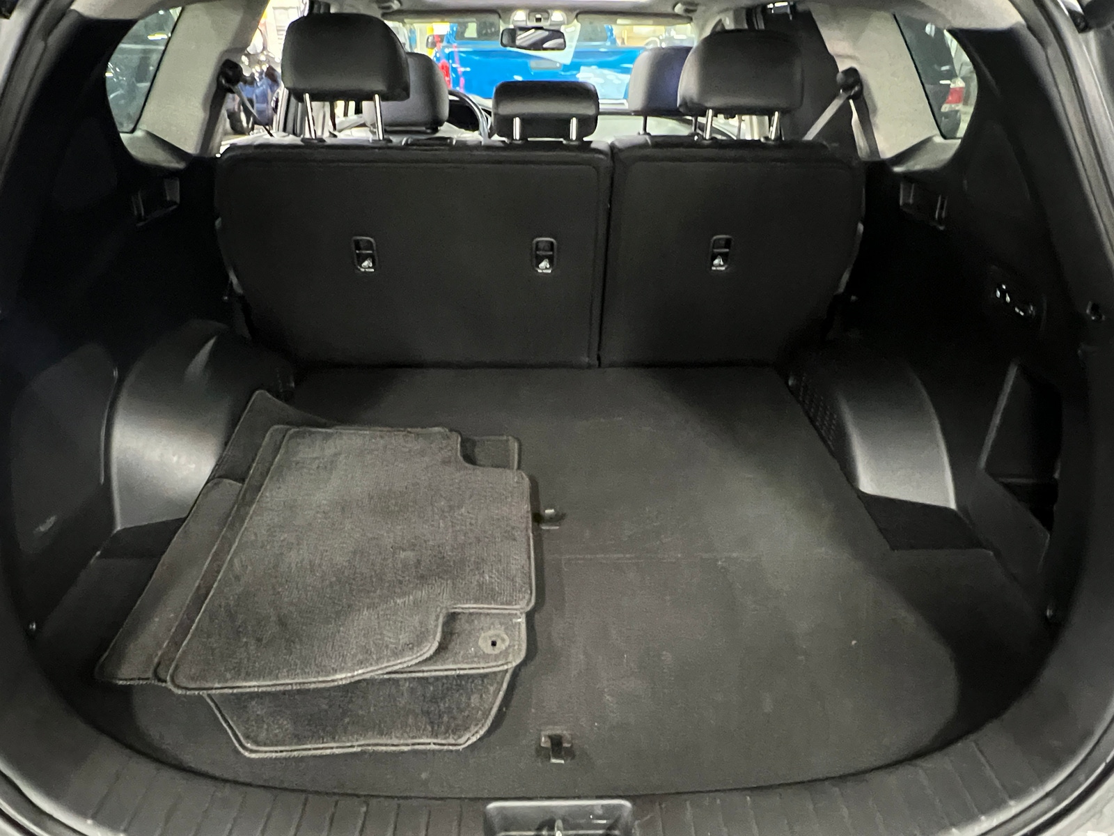 Thumbnail: 2019 Hyundai Santa Fe - 6