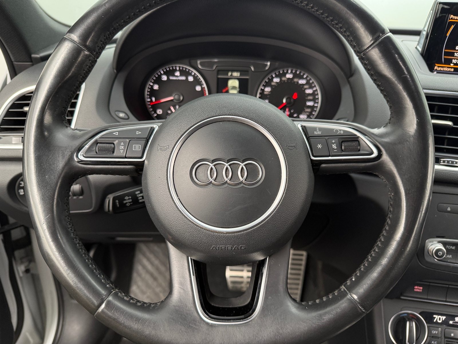 Thumbnail: 2016 Audi Q3 - 4