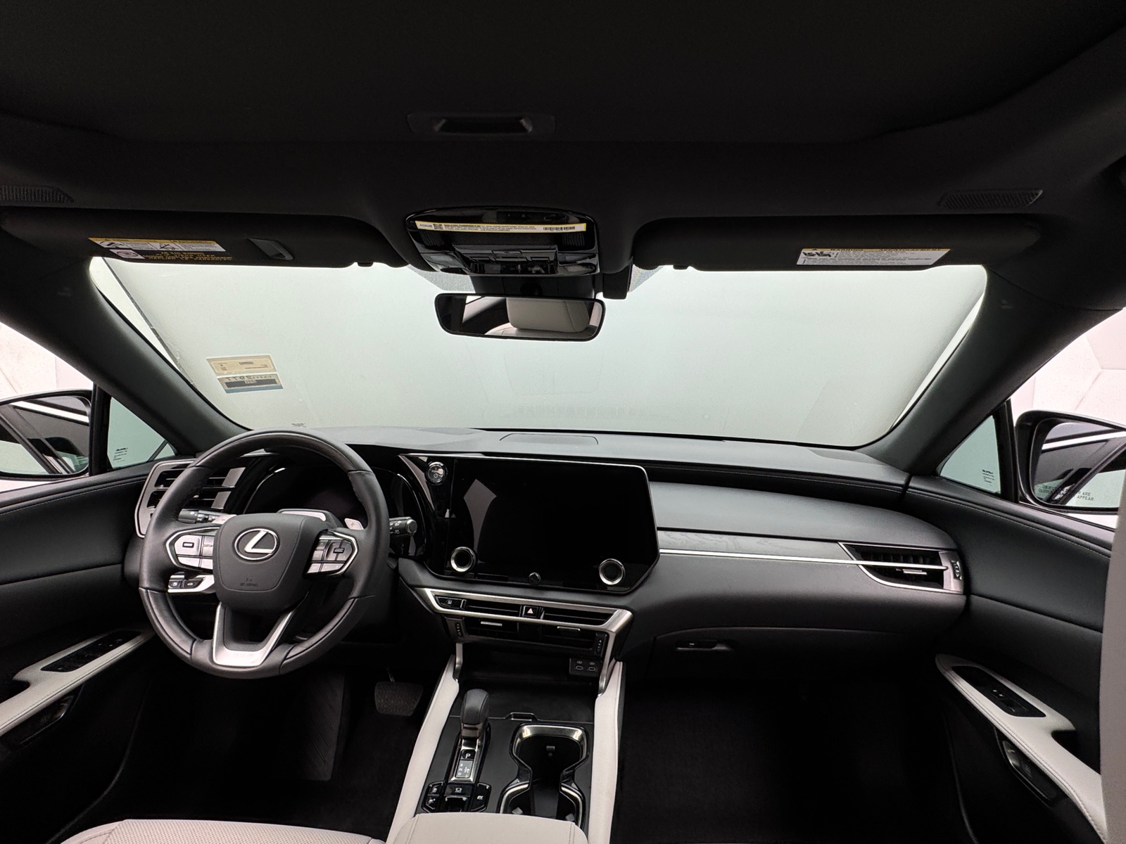 Thumbnail: 2025 Lexus RX - 3