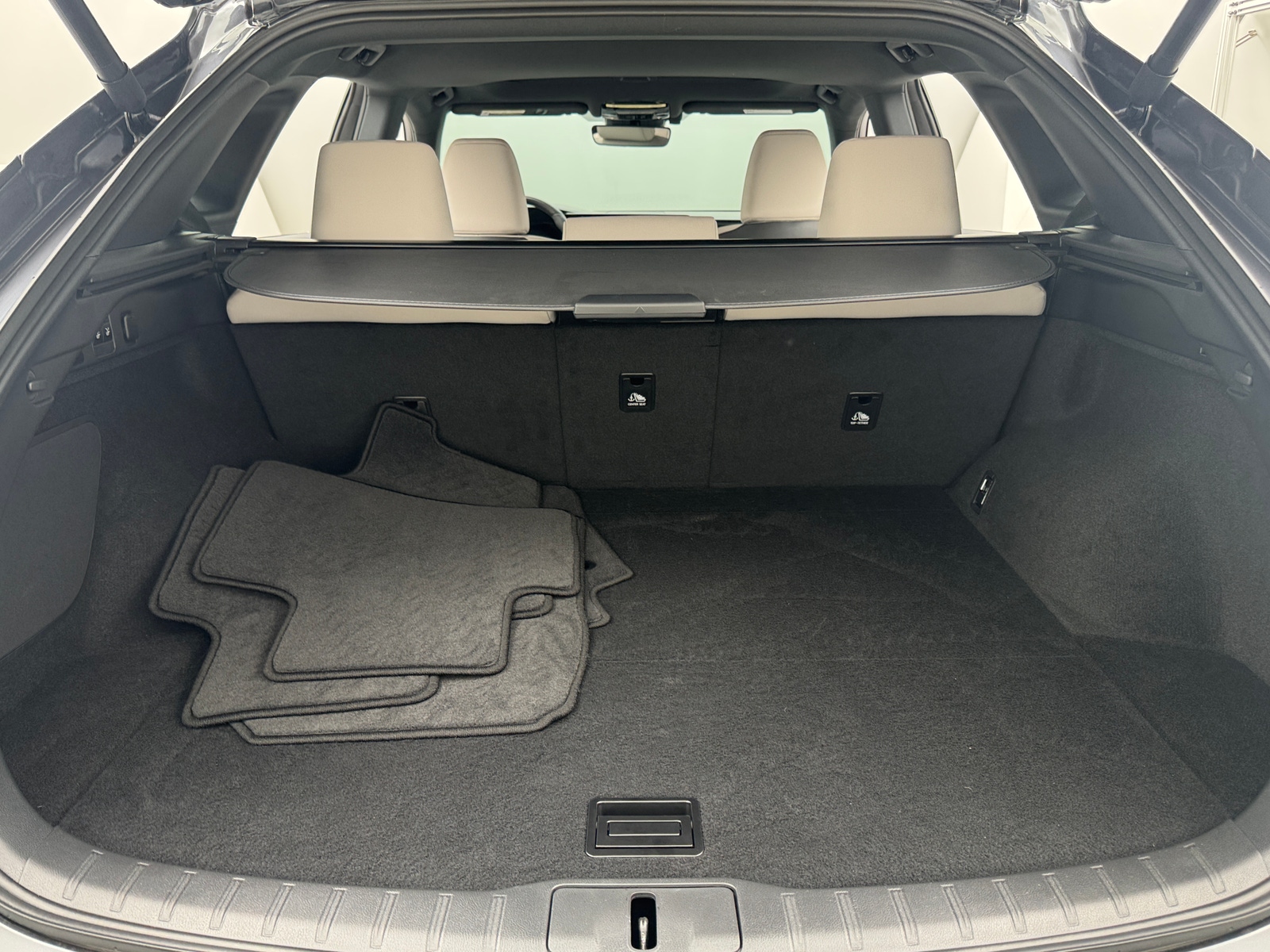 Thumbnail: 2025 Lexus RX - 7