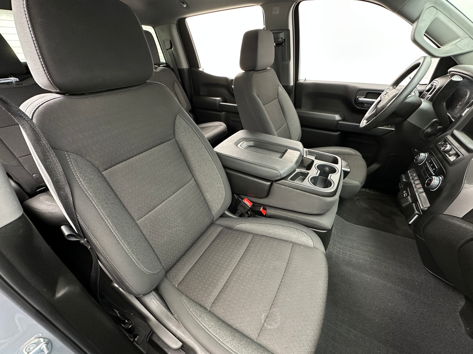 Thumbnail: 2024 Chevrolet Silverado 1500 - 2