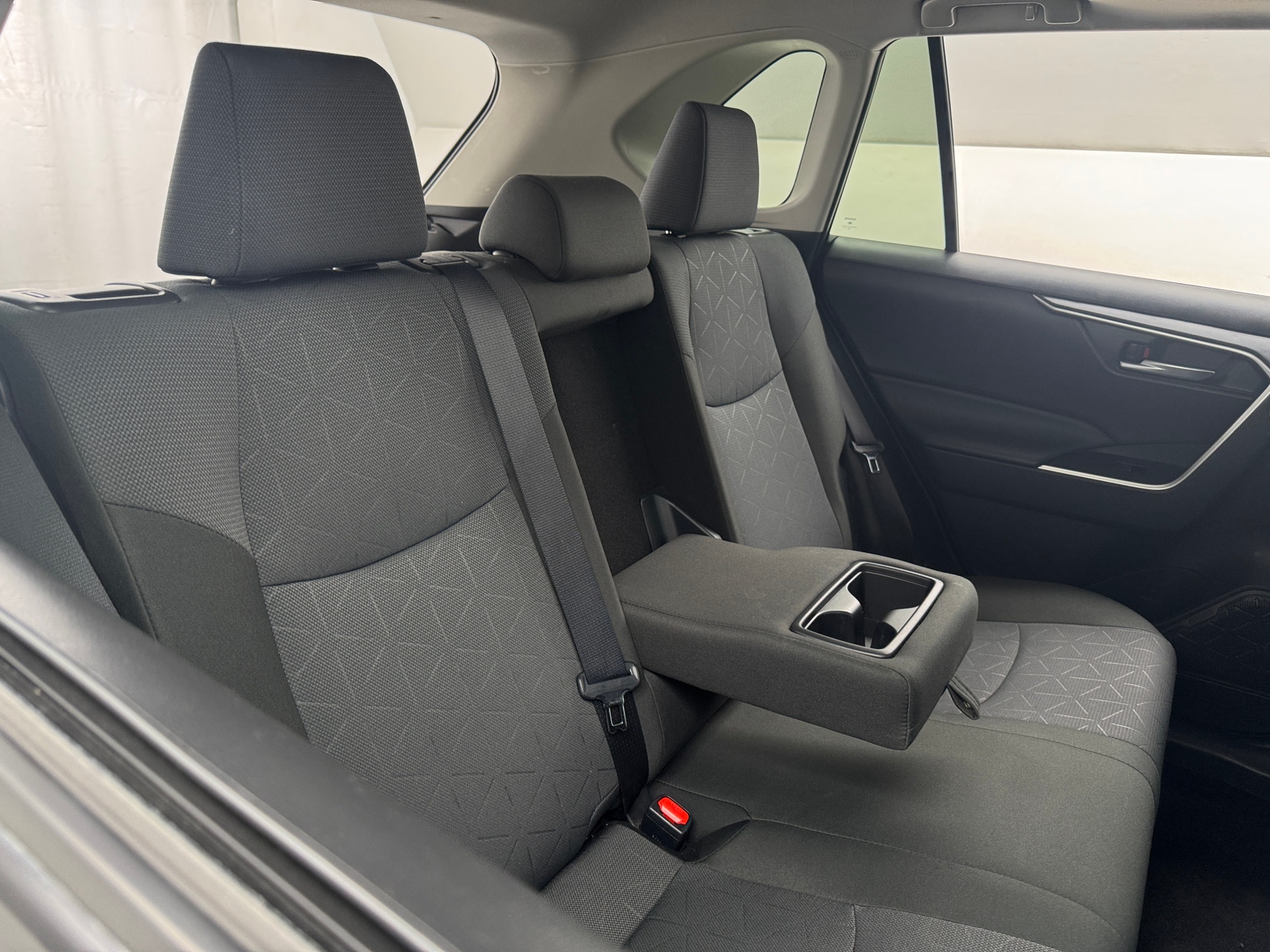 Thumbnail: 2025 Toyota RAV4 - 6