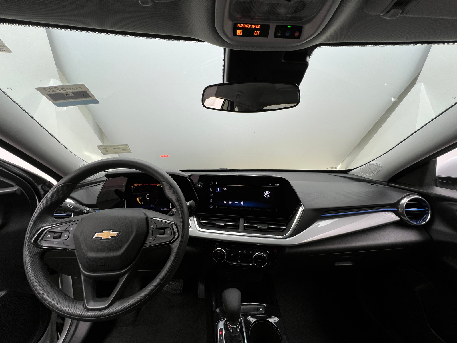 Thumbnail: 2025 Chevrolet Trax - 3