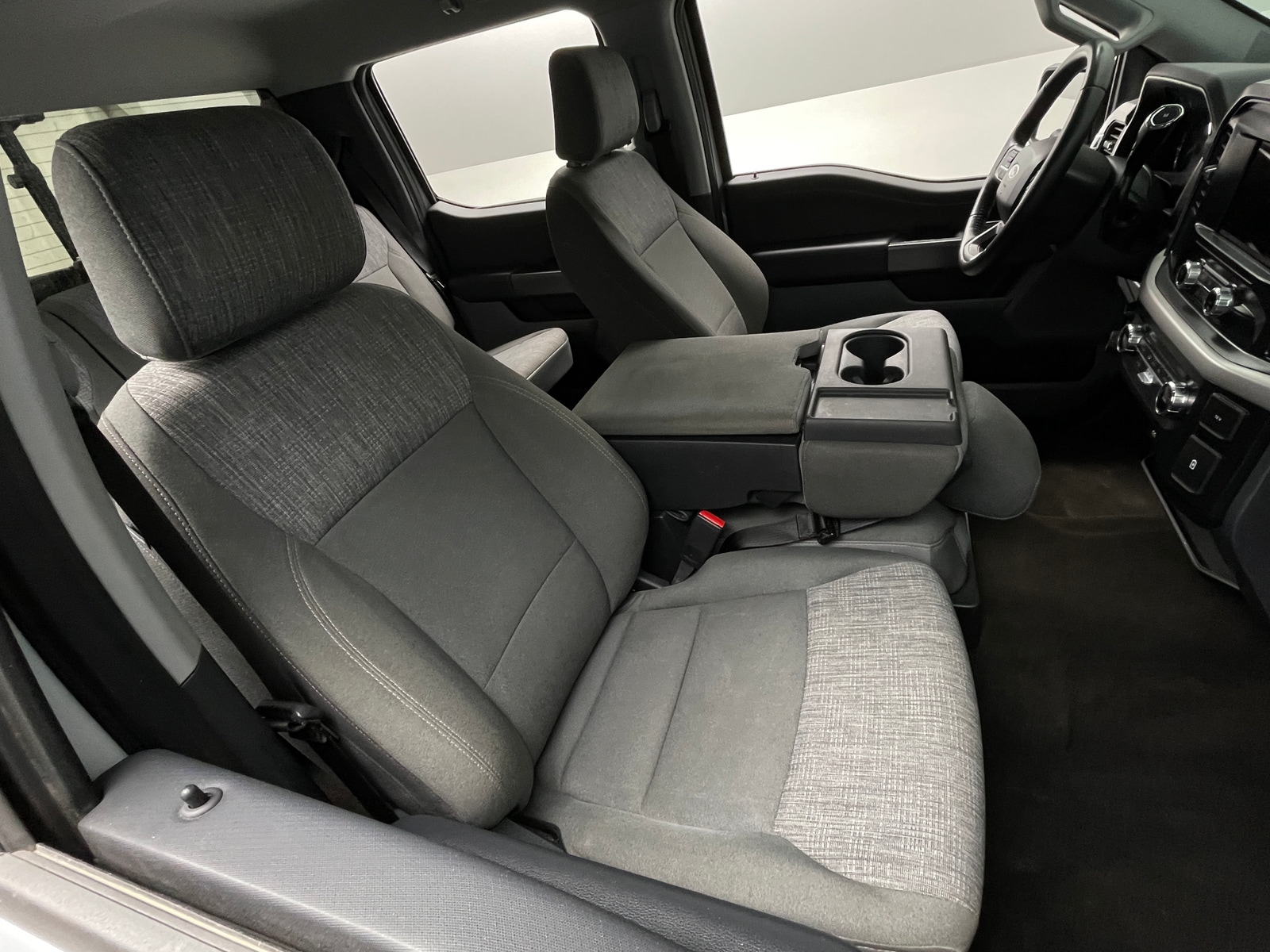 Thumbnail: 2022 Ford Econoline - 2