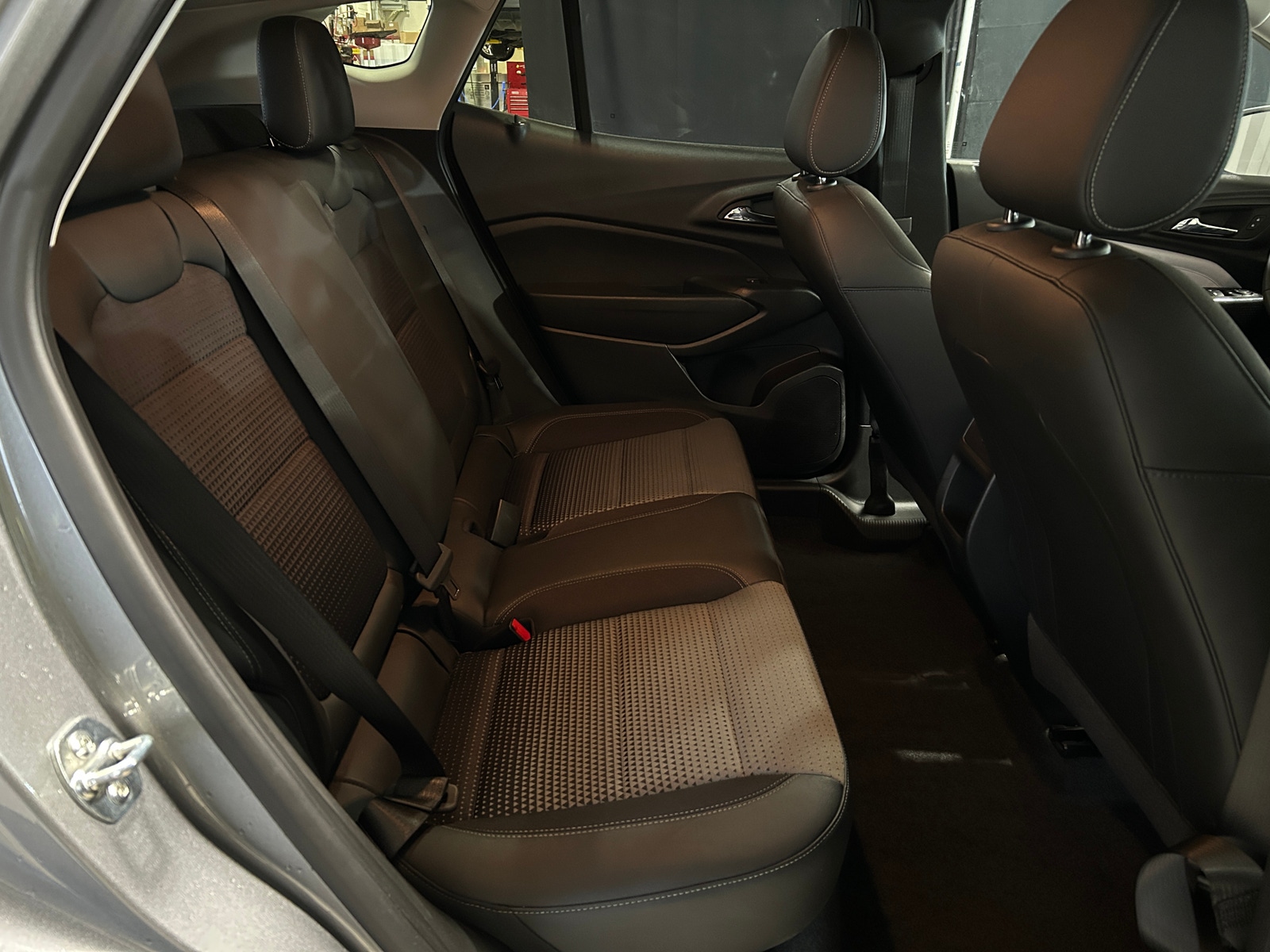 Thumbnail: 2025 Chevrolet Trax - 6