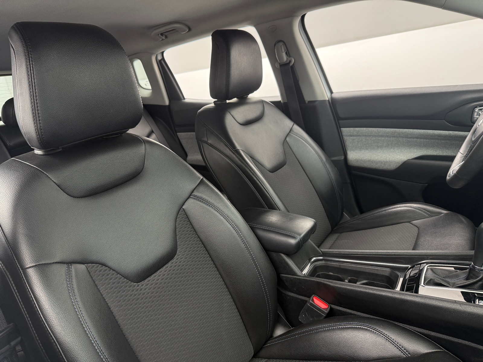 Thumbnail: 2022 Jeep Compass - 2