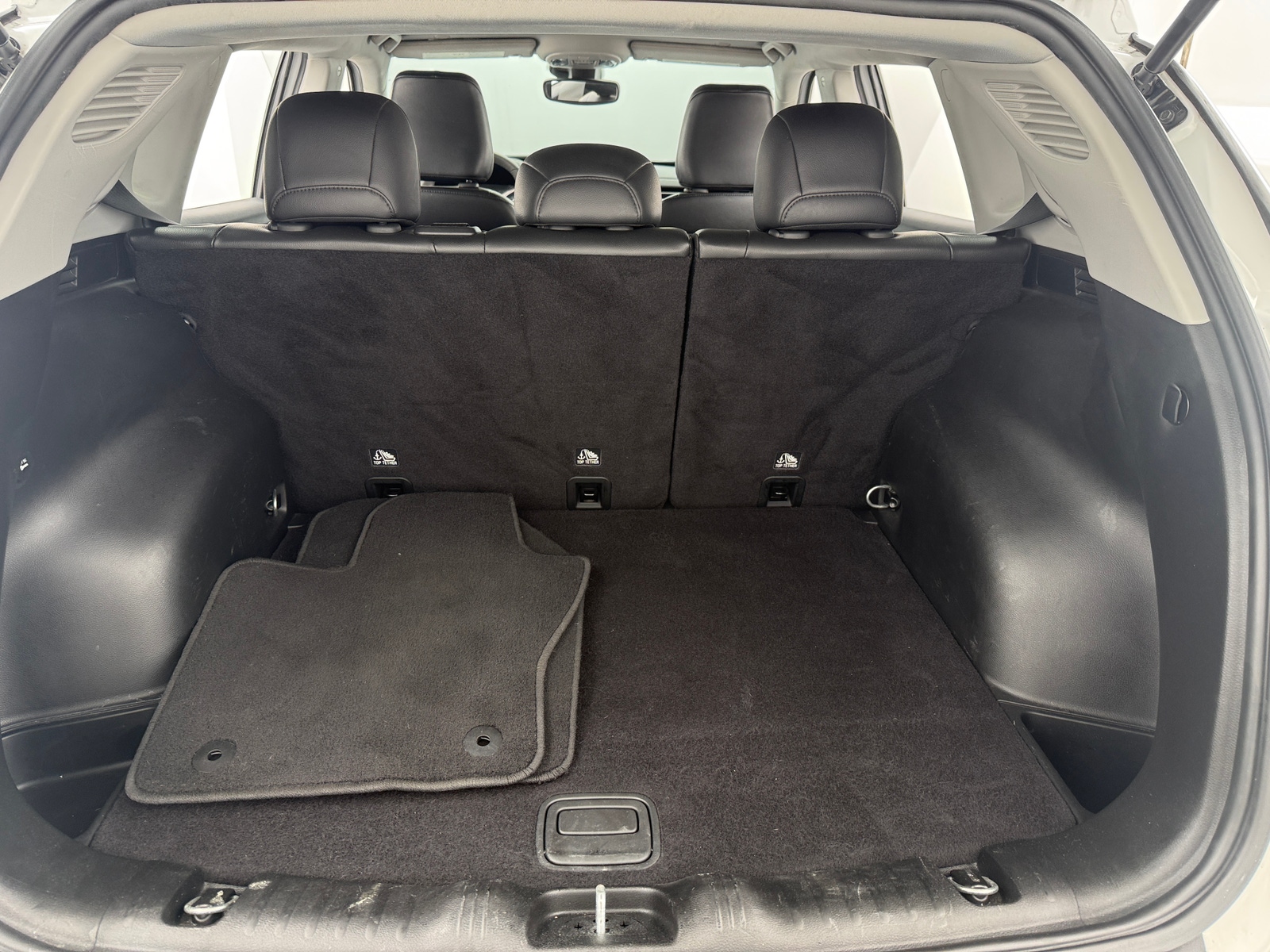 Thumbnail: 2022 Jeep Compass - 7