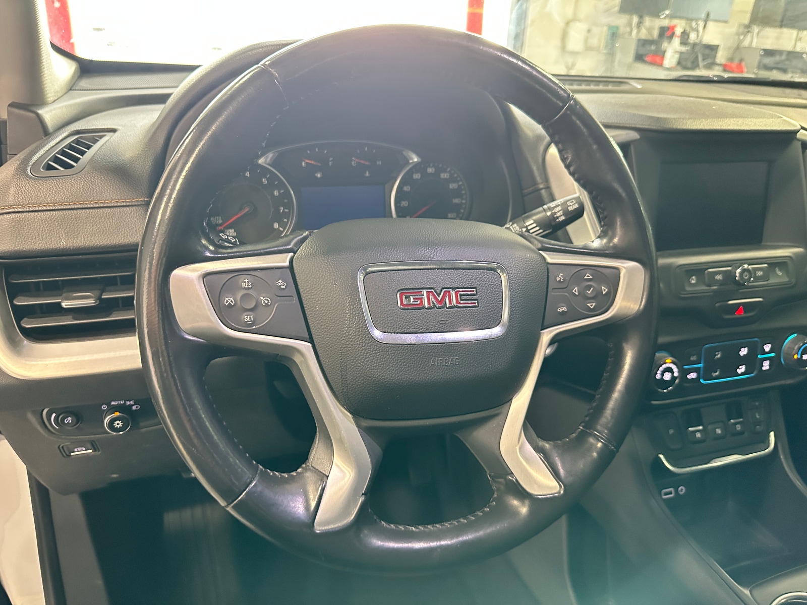 Thumbnail: 2021 GMC Terrain - 5