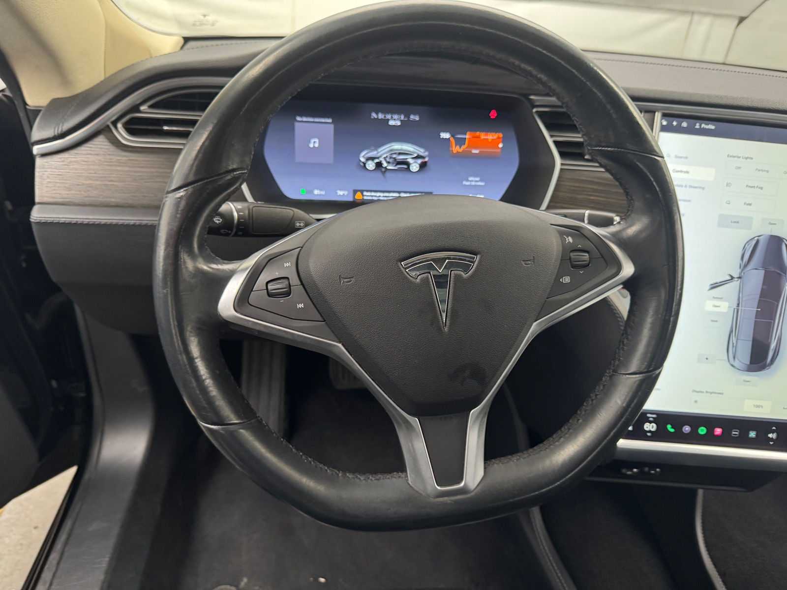 Thumbnail: 2014 Tesla Model S - 4
