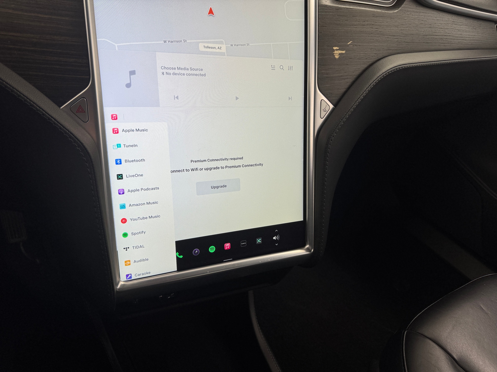 Thumbnail: 2014 Tesla Model S - 3