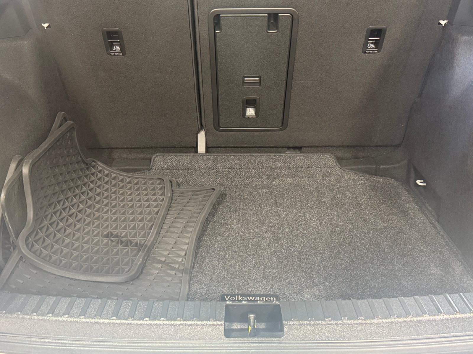 Thumbnail: 2025 Volkswagen Taos - 7