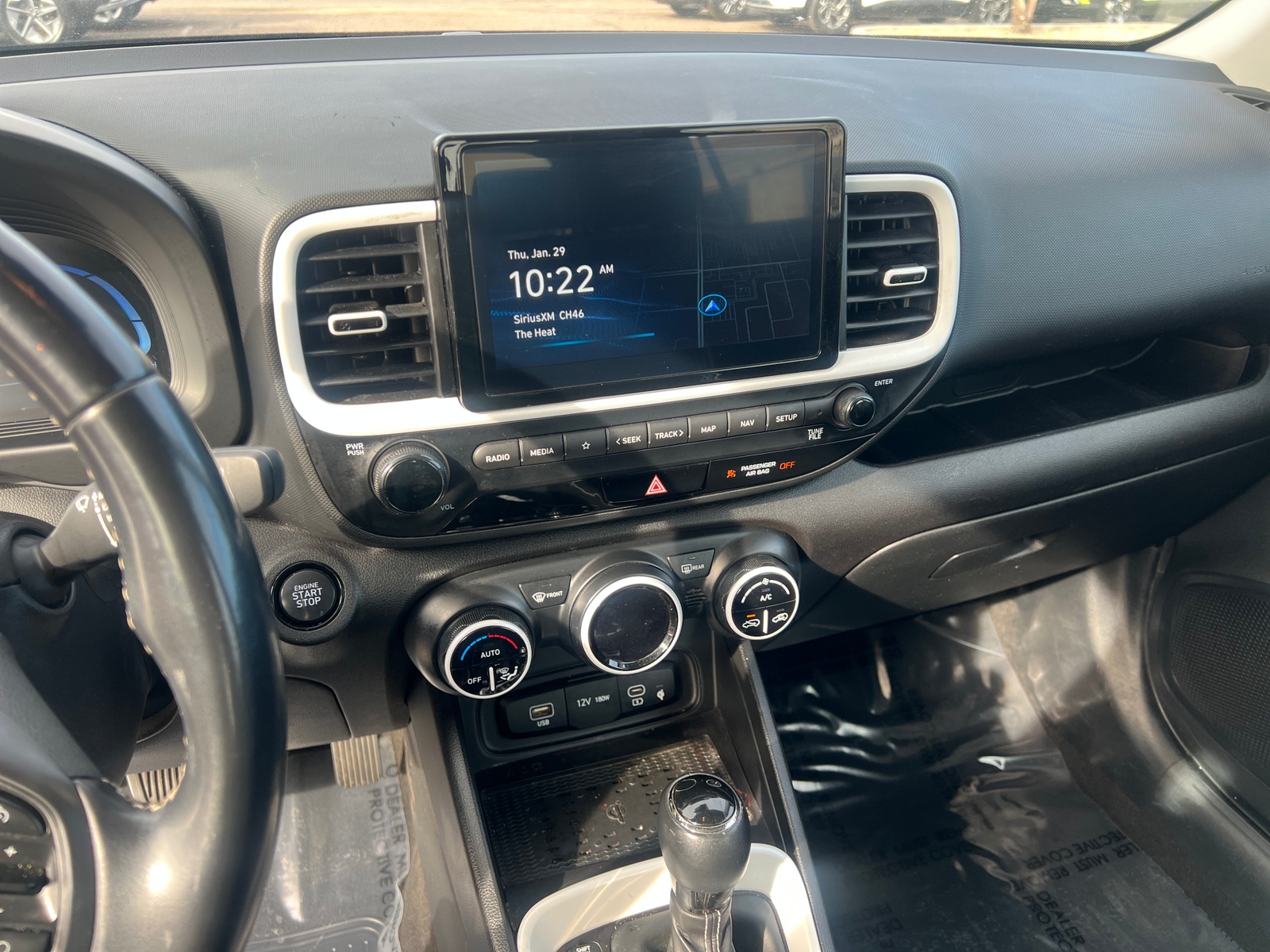 Thumbnail: 2023 Hyundai Venue - 4