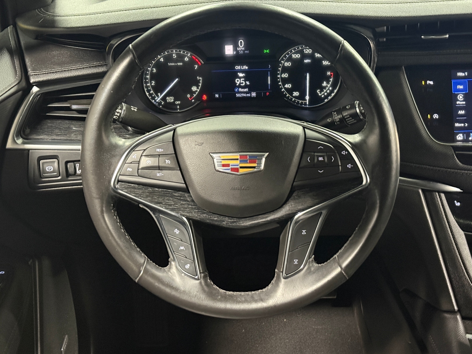 Thumbnail: 2022 Cadillac XT5 - 4