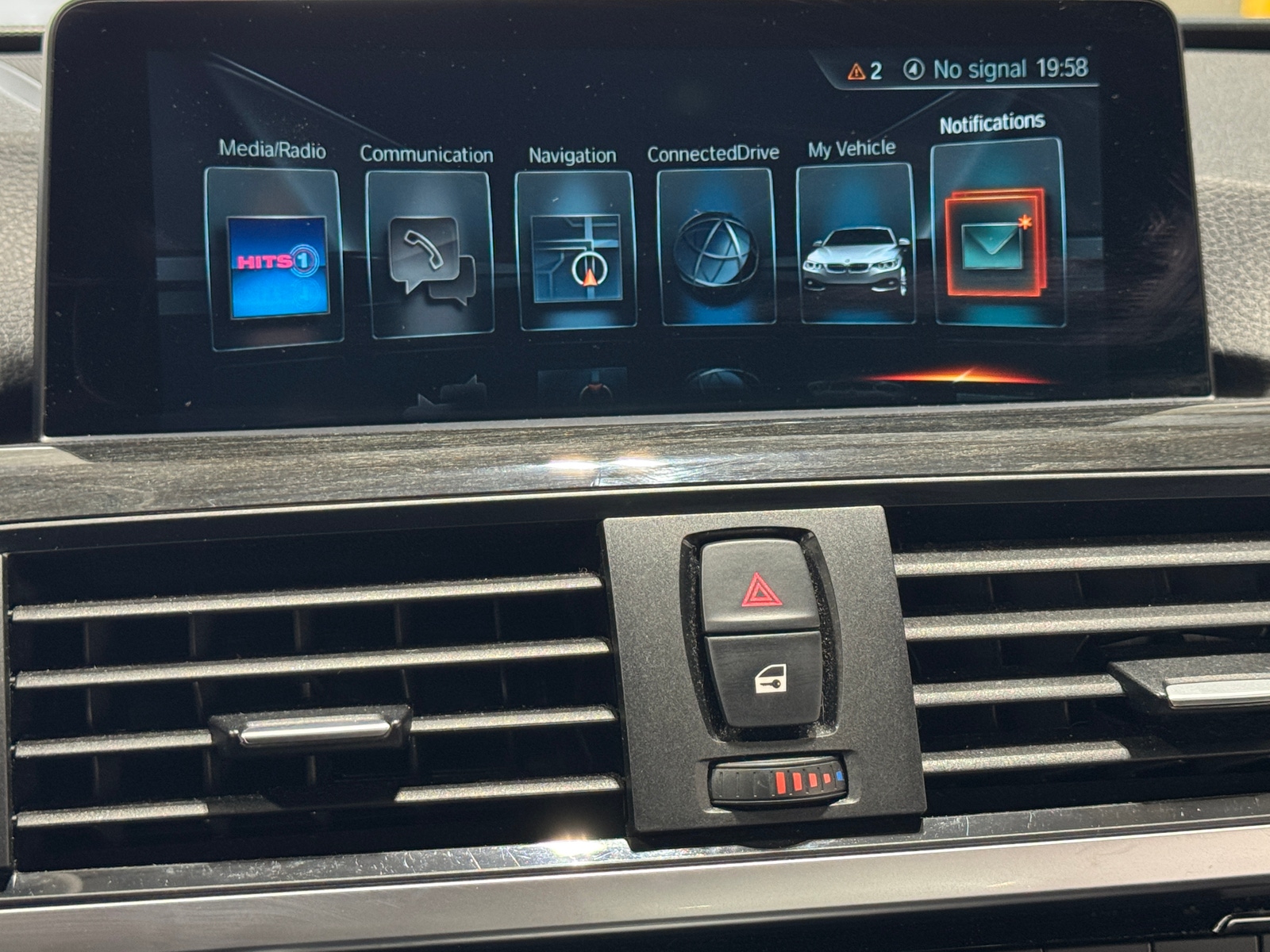 Thumbnail: 2017 BMW 4 Series - 3