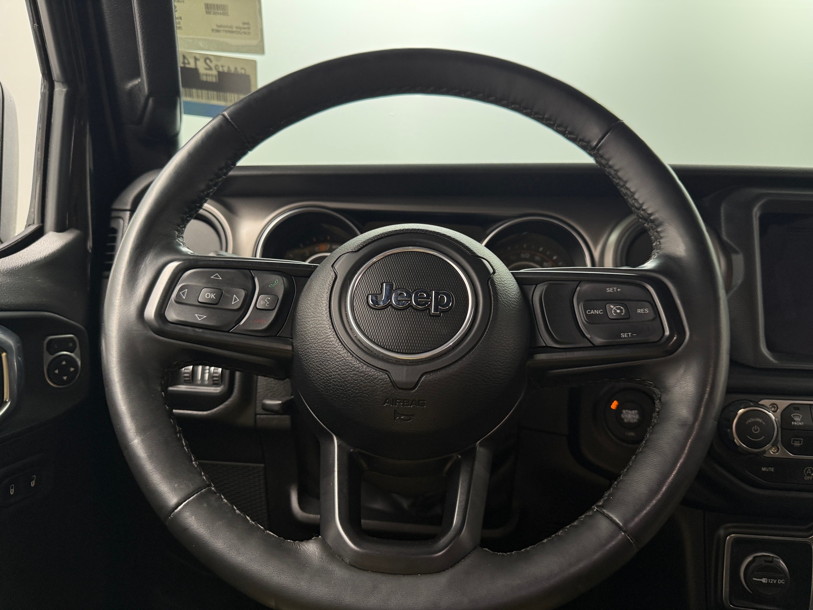 Thumbnail: 2022 Jeep Wrangler - 5