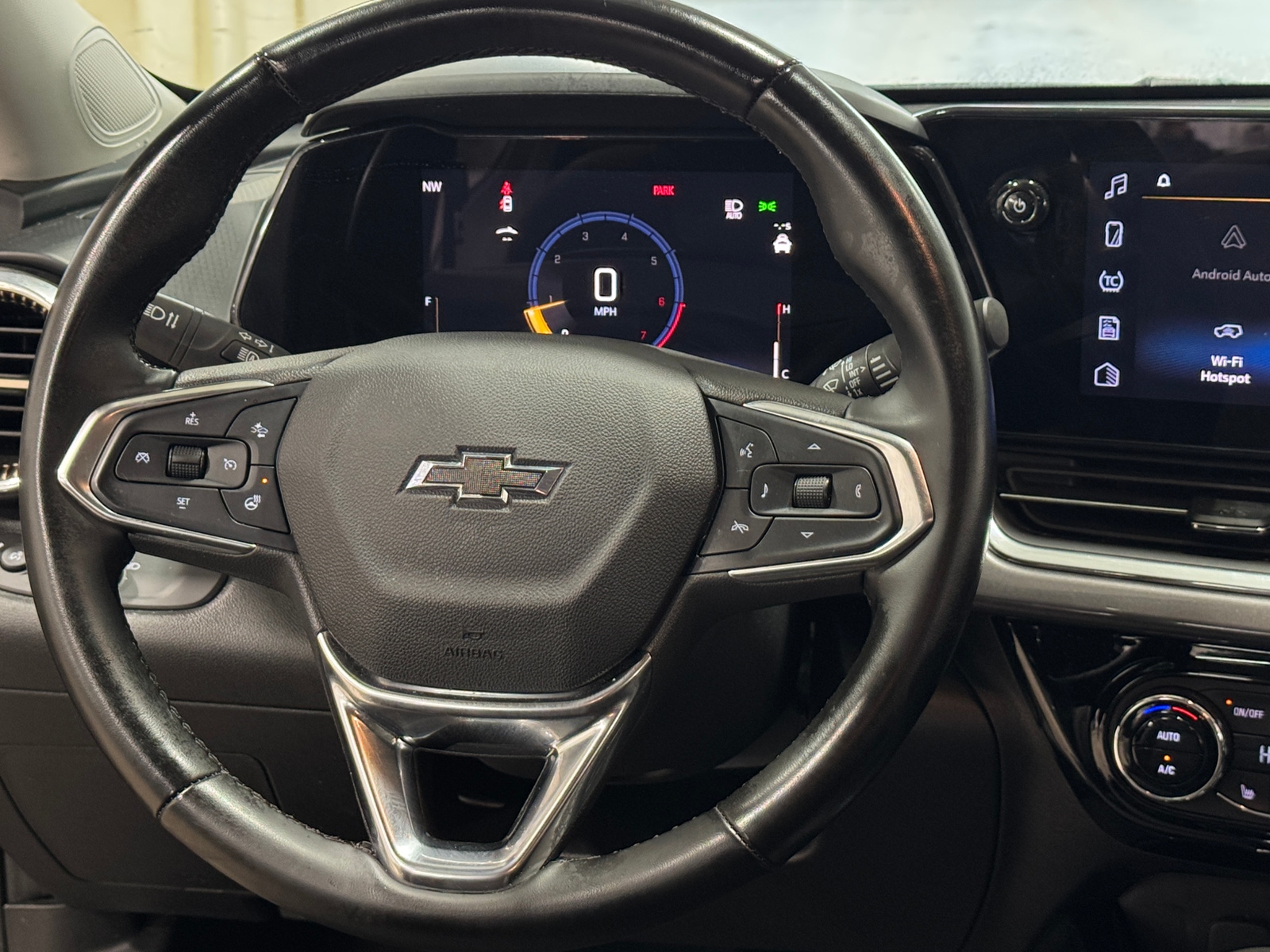 Thumbnail: 2024 Chevrolet Trax - 4