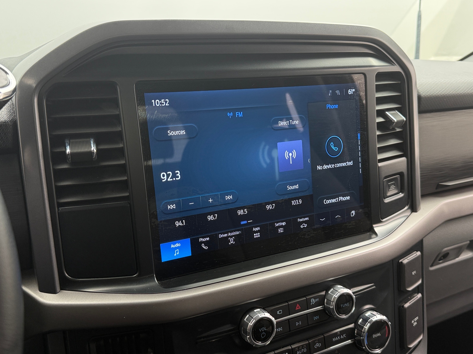 Thumbnail: 2025 Ford Econoline - 4