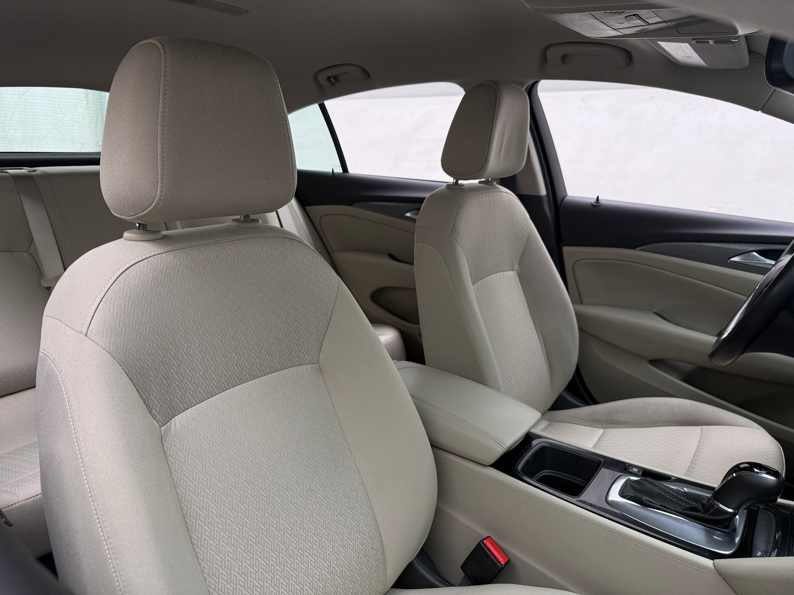 Thumbnail: 2020 Buick Regal - 2