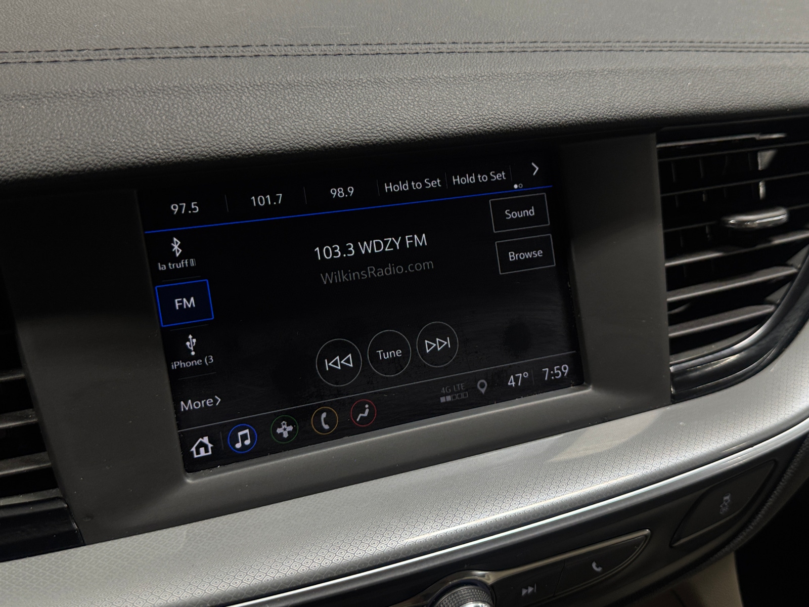 Thumbnail: 2020 Buick Regal - 4