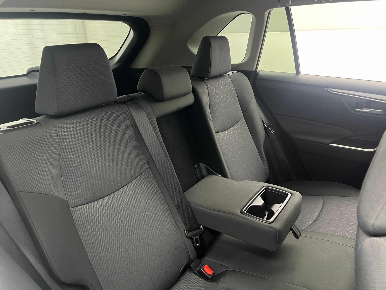 Thumbnail: 2025 Toyota RAV4 - 6