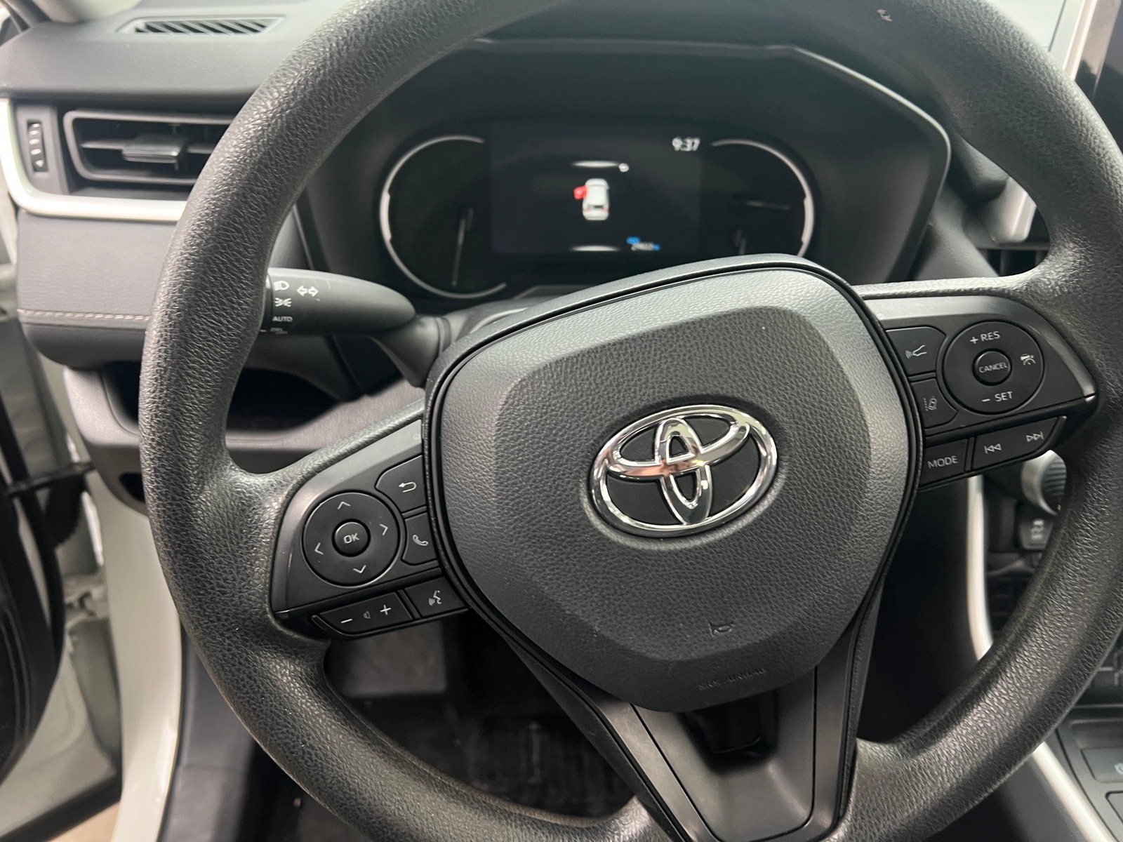 Thumbnail: 2025 Toyota RAV4 - 5