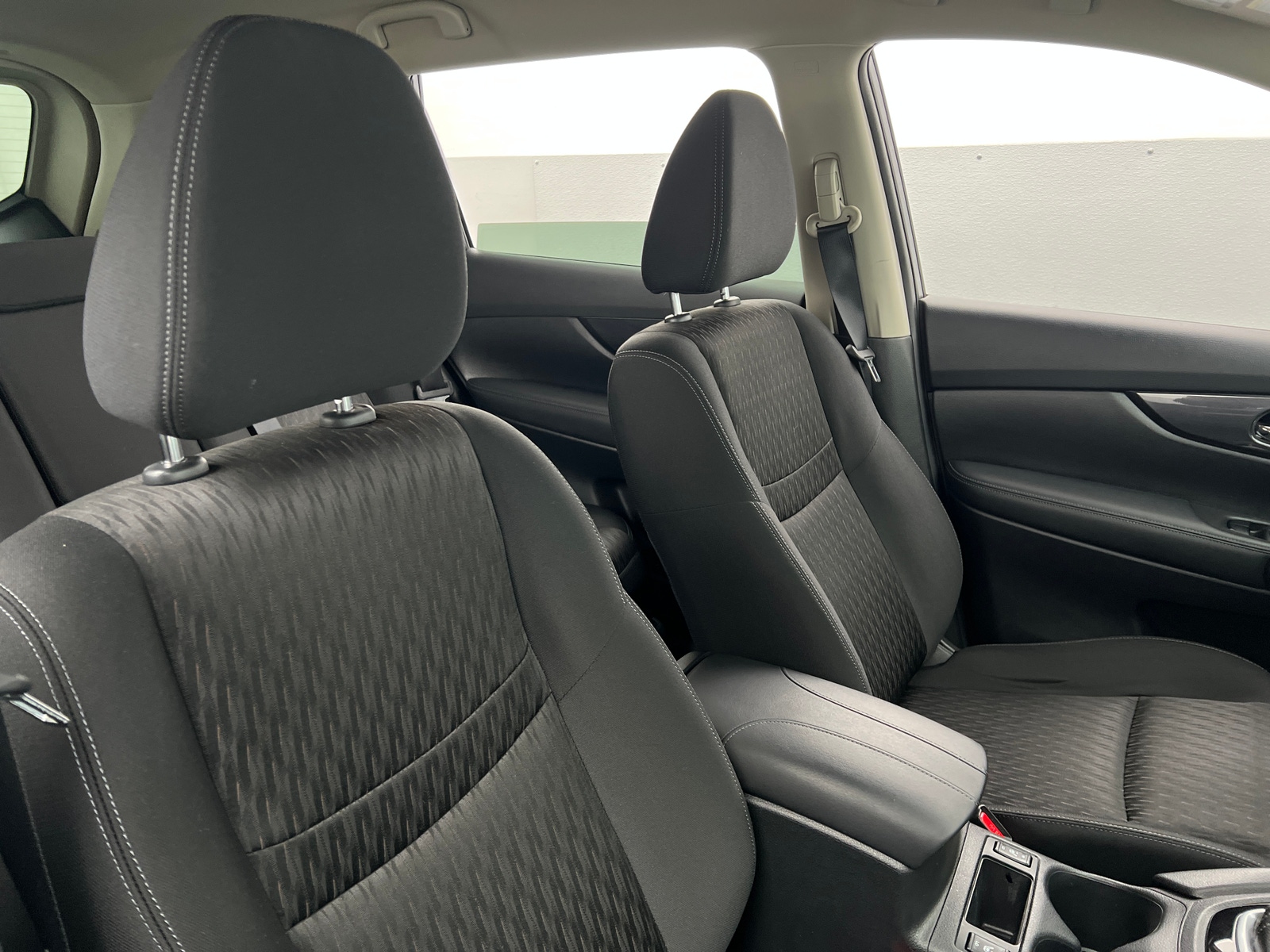 Thumbnail: 2020 Nissan Rogue - 2