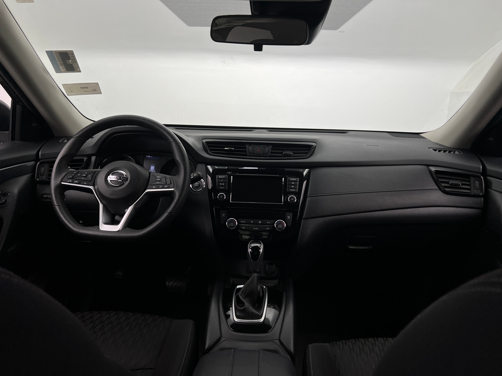 Thumbnail: 2020 Nissan Rogue - 3