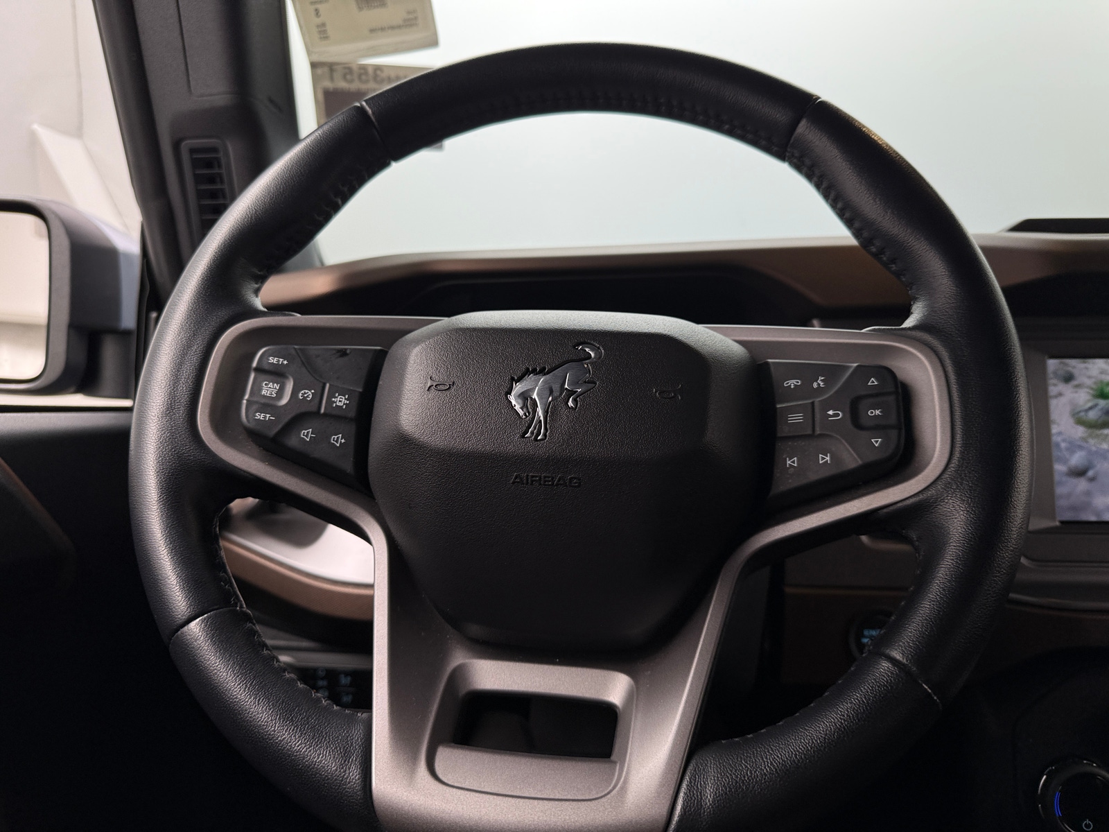 Thumbnail: 2023 Ford Bronco - 4