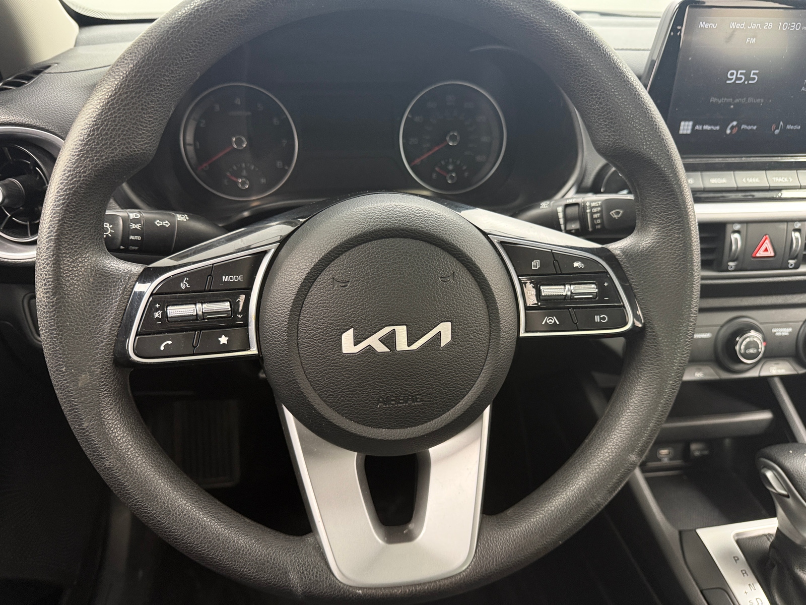 Thumbnail: 2023 Kia Forte - 5