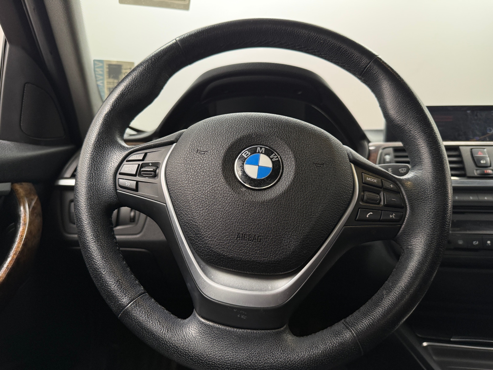 Thumbnail: 2014 BMW 3 Series - 4