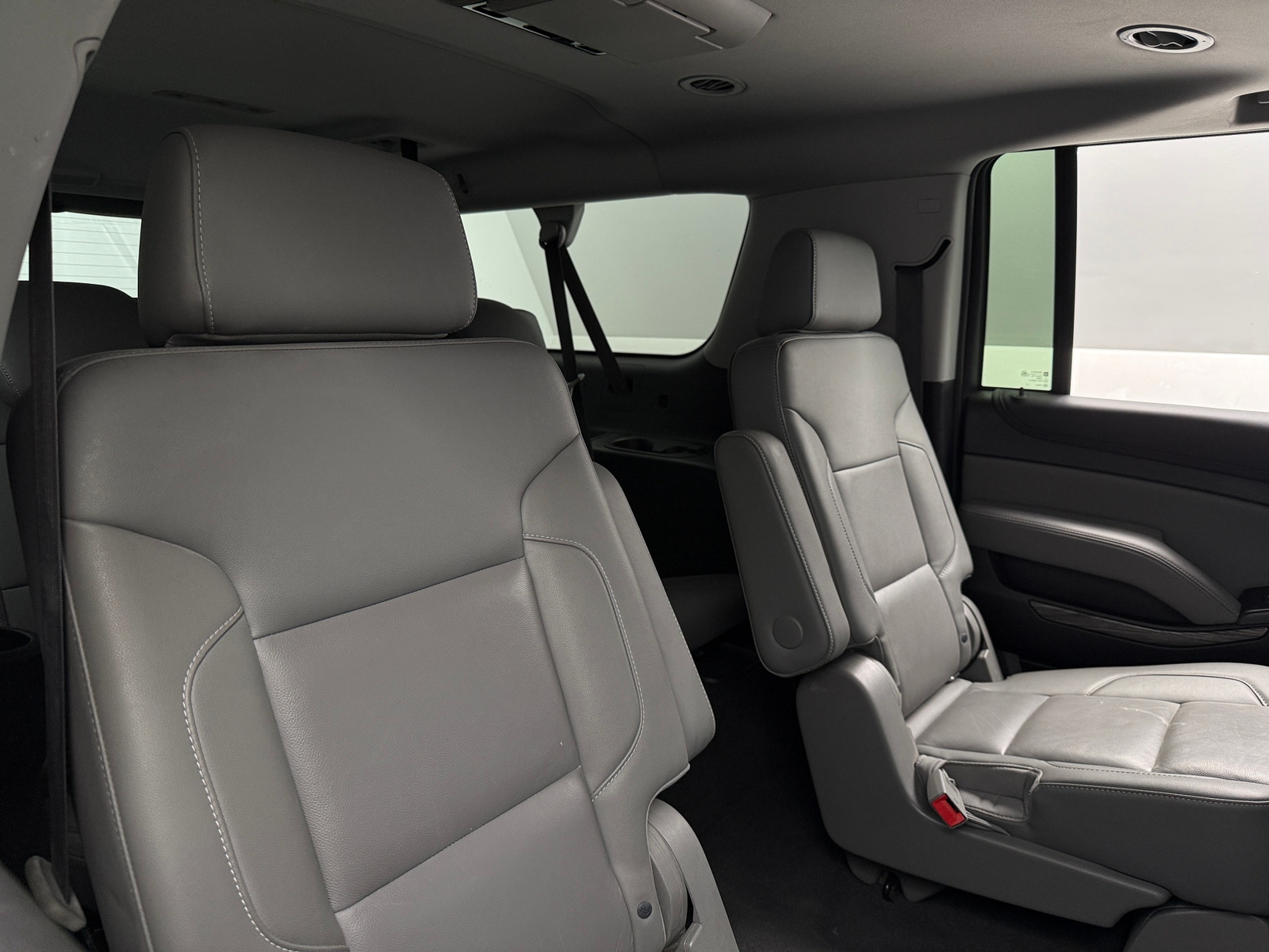 Thumbnail: 2019 Chevrolet Suburban - 5