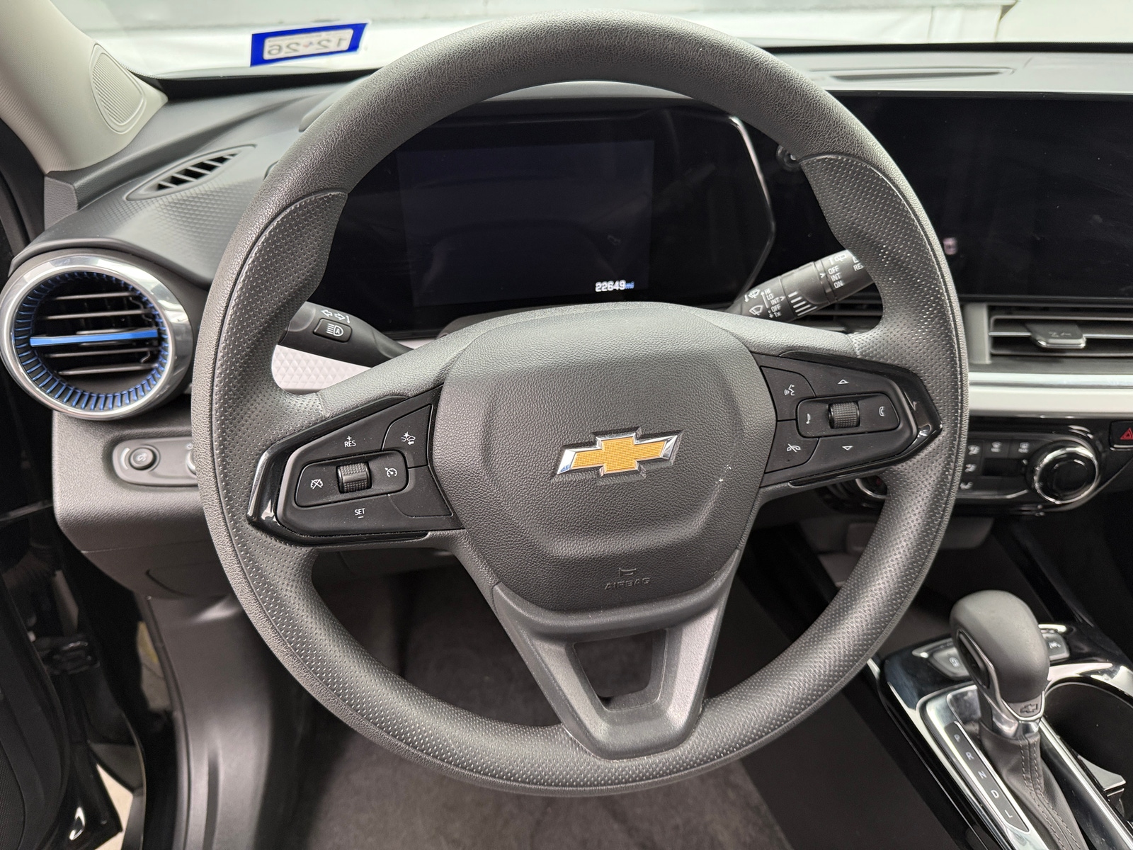 Thumbnail: 2025 Chevrolet Trax - 5