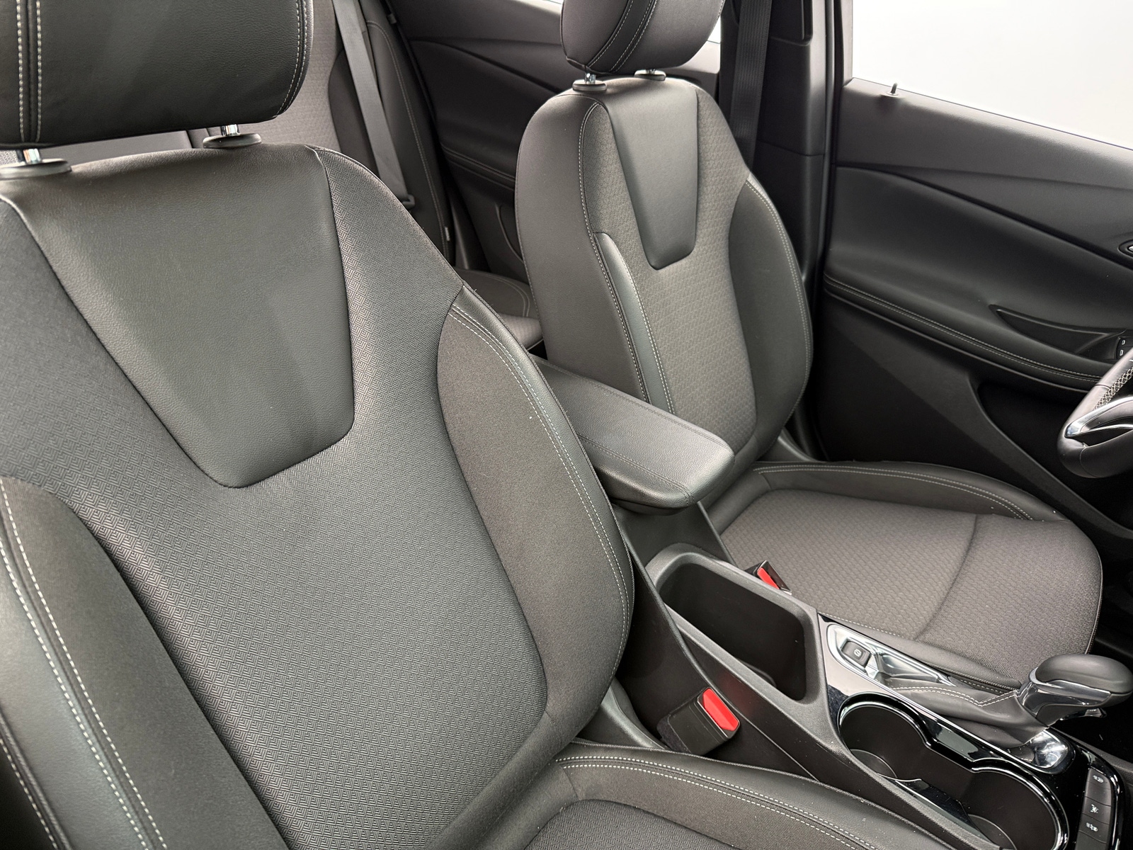 Thumbnail: 2025 Buick Encore GX - 2