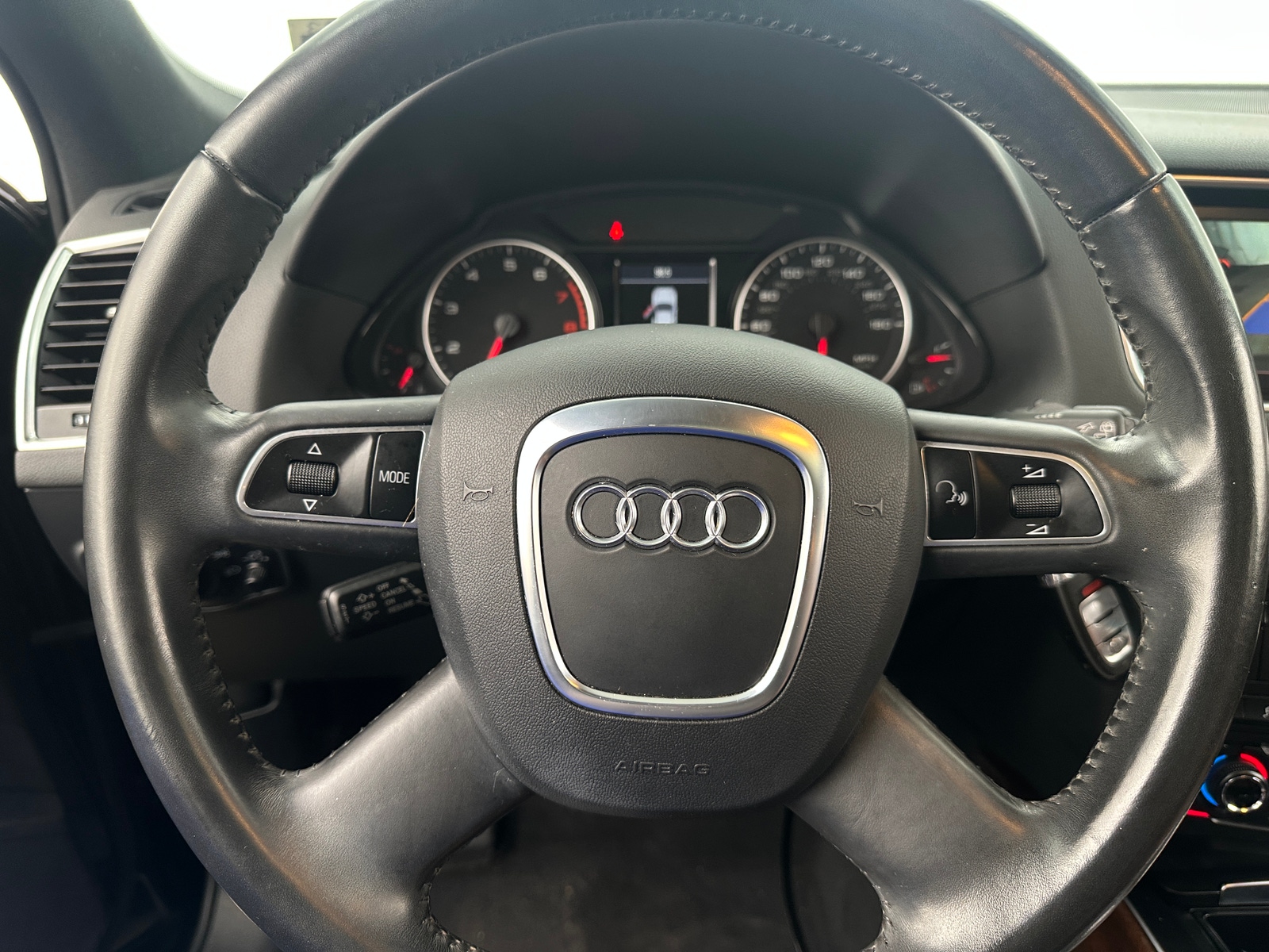 Thumbnail: 2011 Audi Q5 - 4