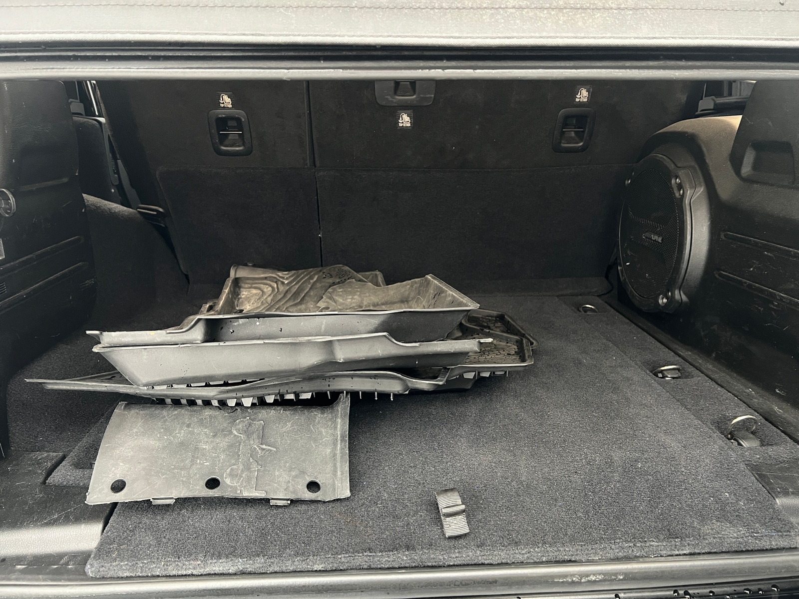 Thumbnail: 2019 Jeep Wrangler - 6