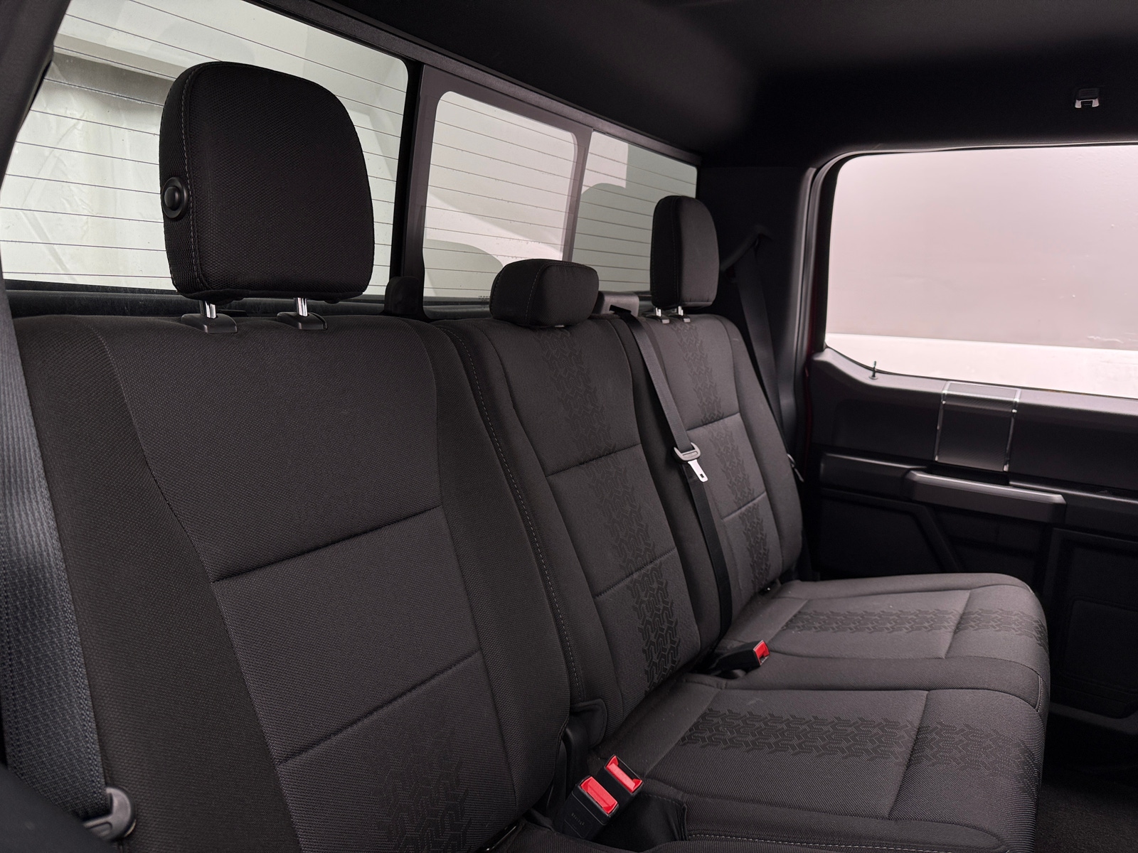 Thumbnail: 2019 Ford Econoline - 6