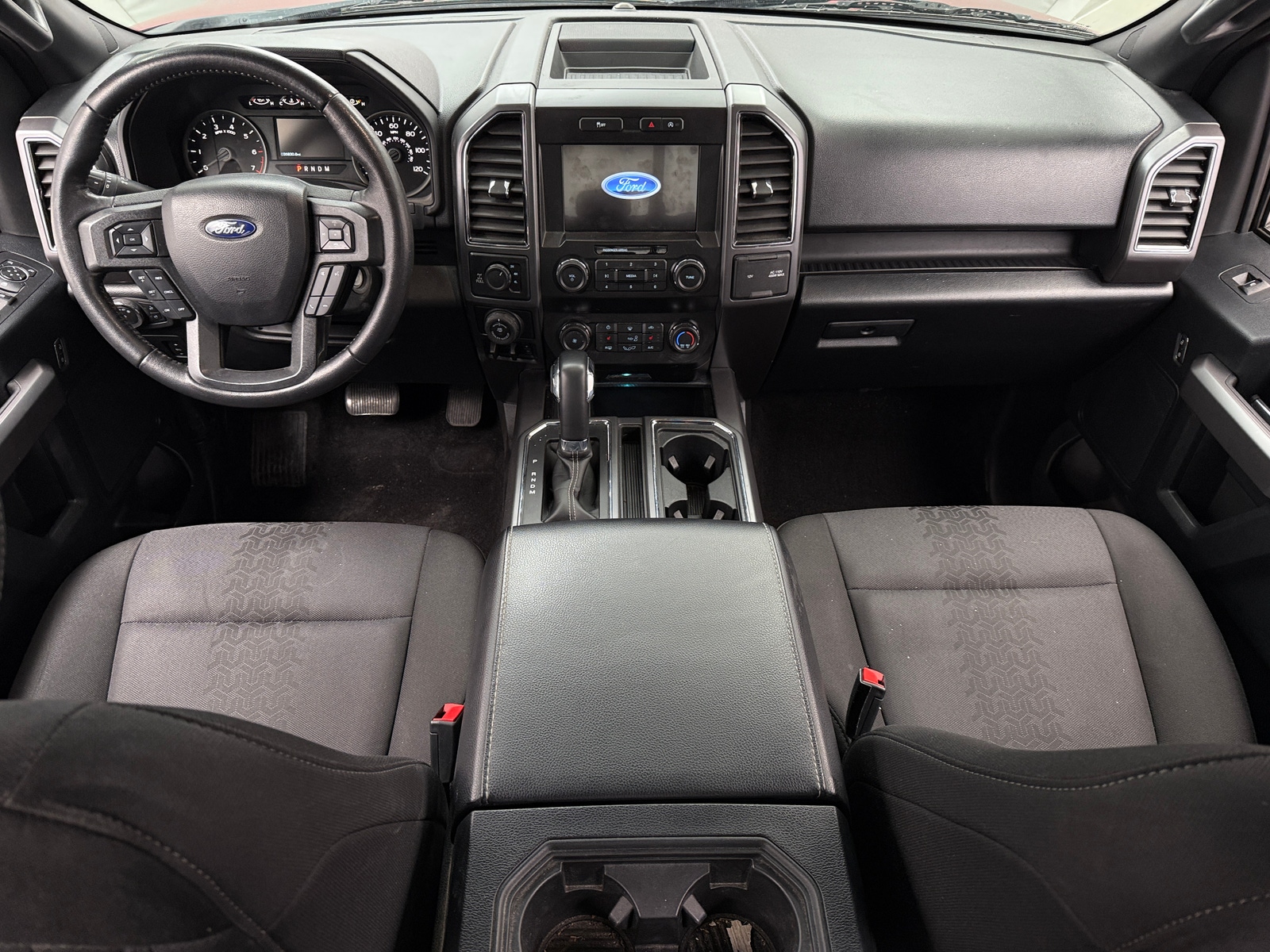 Thumbnail: 2019 Ford Econoline - 3