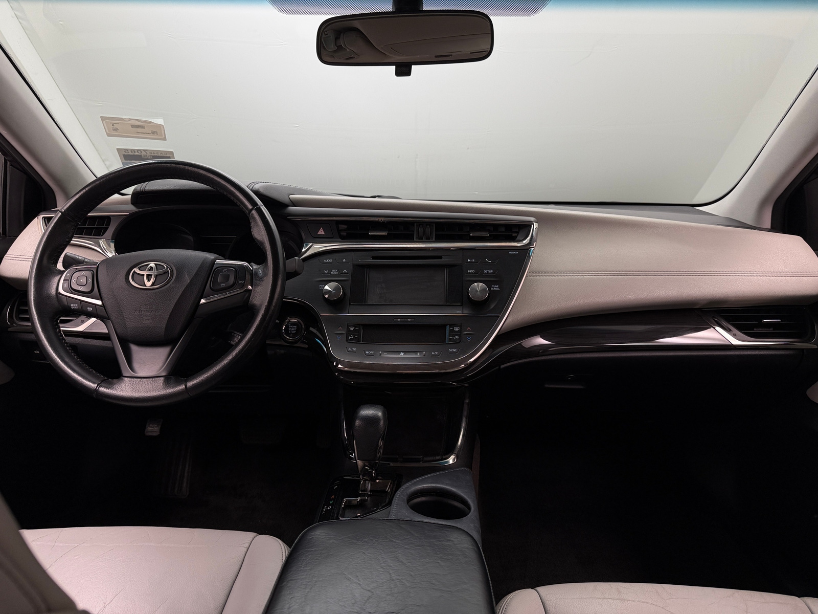 Thumbnail: 2014 Toyota Avalon - 3